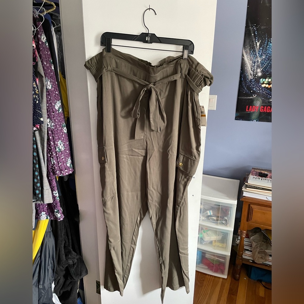 Olive tie waist paper bag pants NWT